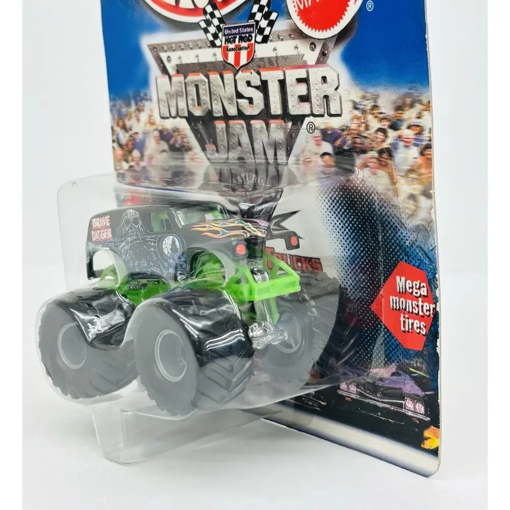 Hot Wheels Grave Digger 2000 Long Card Monster Jam Hot Rod Association 28070 New